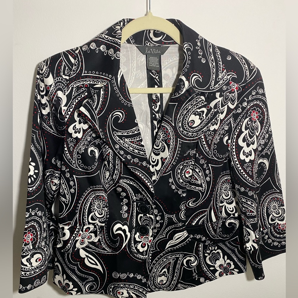 la vita vintage sport jacket print red black white
